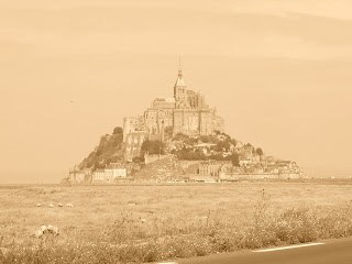Buscando a Rapunzel en Mont Saint Michel Francia