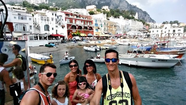 Unas vacaciones familiares en la Isla de Capri. Italia. Capri