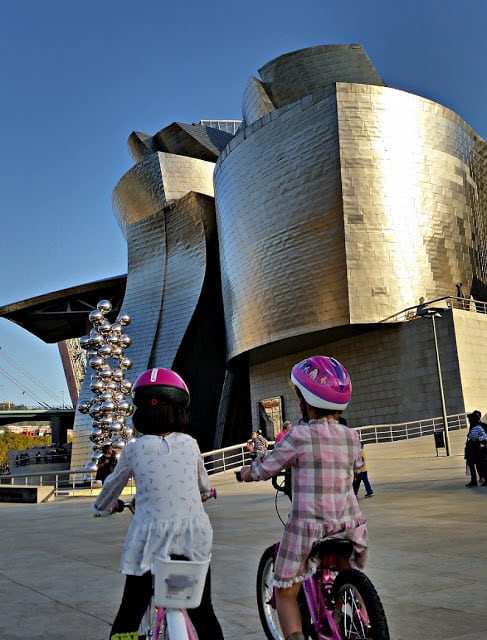 Las mejores vistas de Bilbao y sus imprescindibles si viajas con los niños. Bilbao