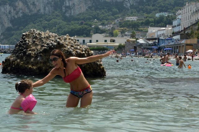 Pros y Contras de Viajar con niños a la Costa Amalfitana Costa Amalfitana