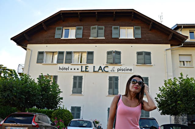 Hotel Le Lac; entre un lago y los Alpes. Annecy Annecy