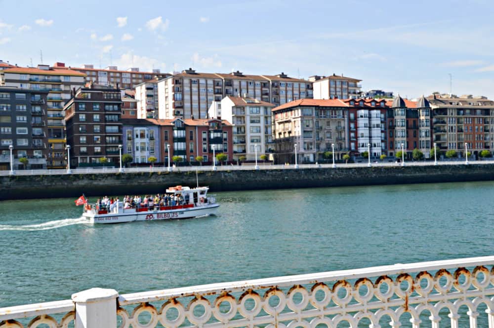 vacaciones-en-familia-Bilbao-viajar-con-niños-portugalete-puente-colgante