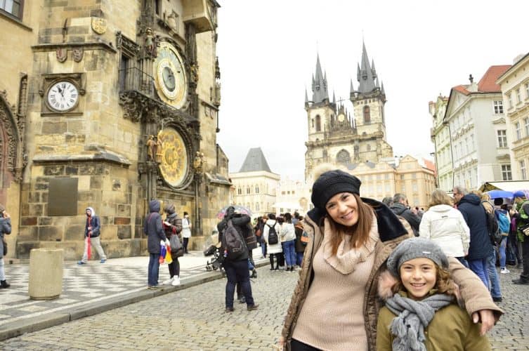 Praga-con-niños-pequeños-vacaciones