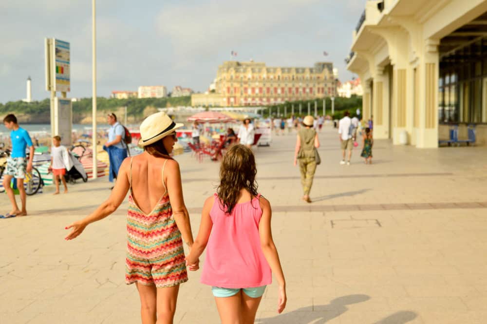 Biarritz-planes-con-niños-en-verano