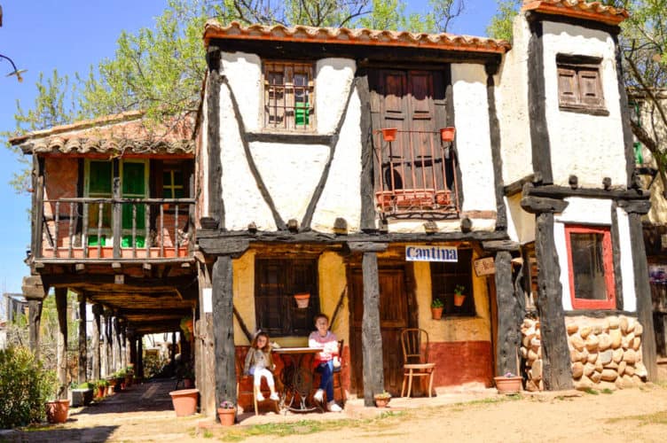 Viajandoconmammi-Viajar-con-niños-Vacaciones-familia-planes-con-niños-en-España-Burgos-Quintanilla-agua-Territorio-Artlanza-Travel