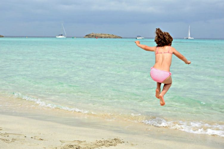 Viajandoconmami-planes-en-familia-en-Bilbao-con-niños-Formentera