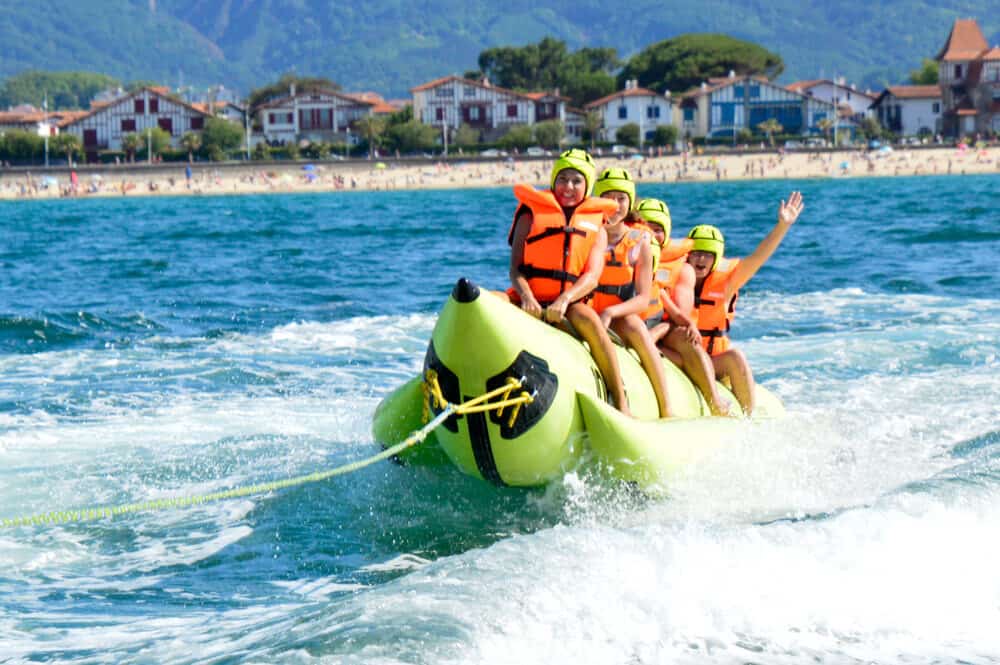 Banana Boat con Water Joy en Hondarribia