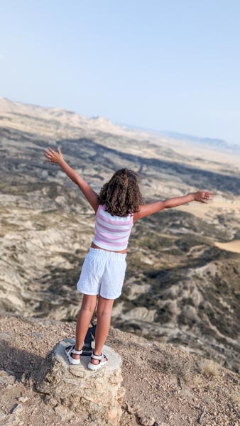 Descubre los 5 Caminos de Santiago por Navarra con la familia Europa