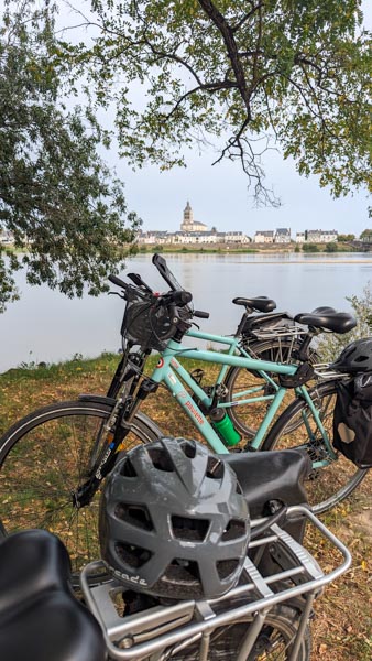 ¿Te imaginas descubrir Los Castillos de Loira en bicicleta? Europa