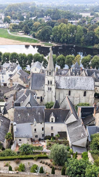 ¿Te imaginas descubrir Los Castillos de Loira en bicicleta? Europa